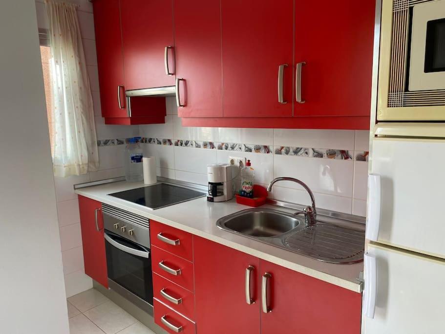 Seaside Apartment With Balcony 라스 가예타스 외부 사진
