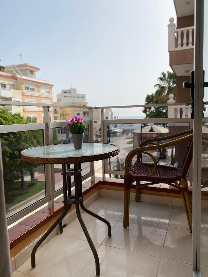 Seaside Apartment With Balcony 라스 가예타스 외부 사진