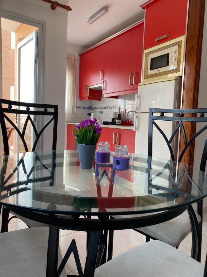 Seaside Apartment With Balcony 라스 가예타스 외부 사진